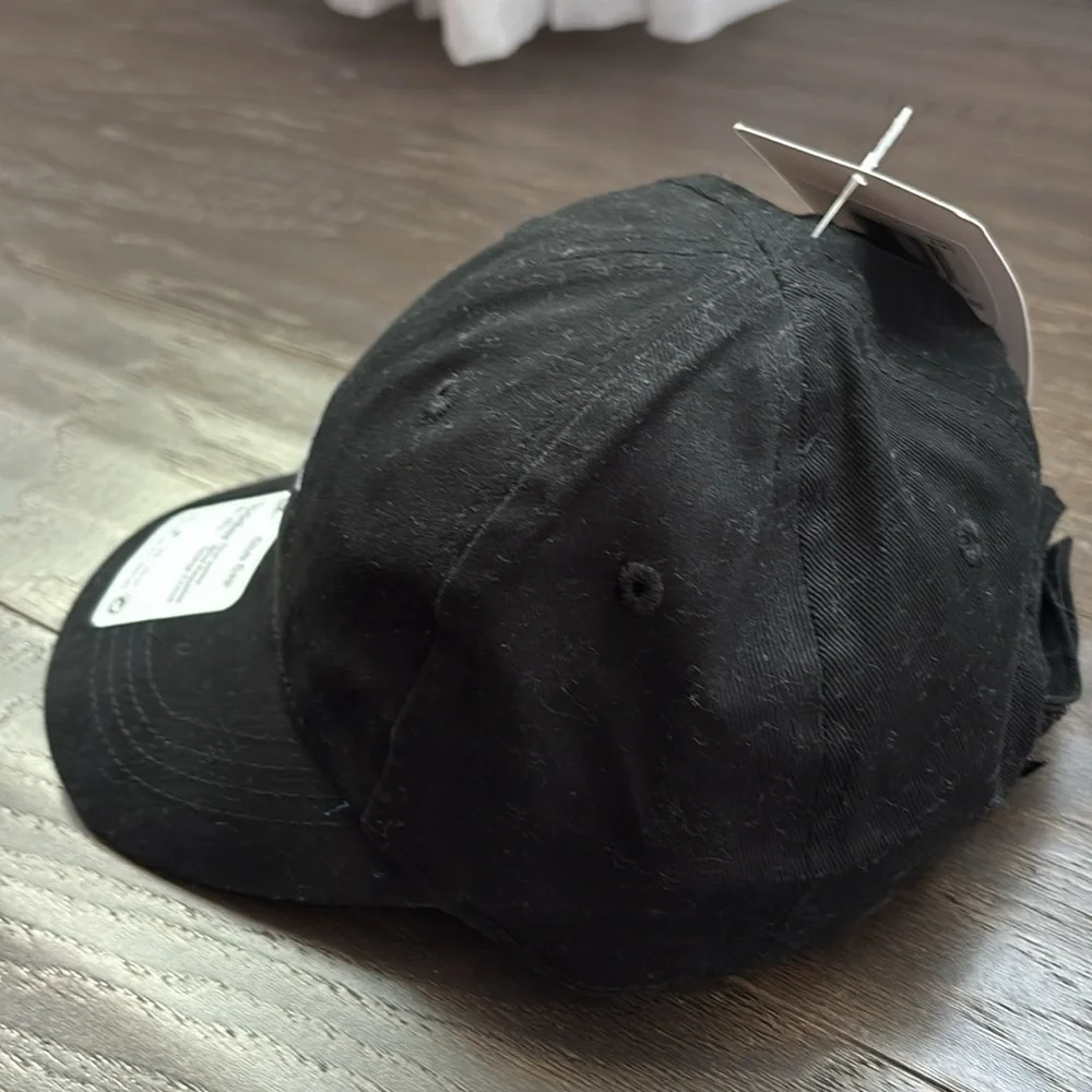 Nike Toddler Club baseball cap,Velcro back,6 vent, embroidered Nike swoosh logo